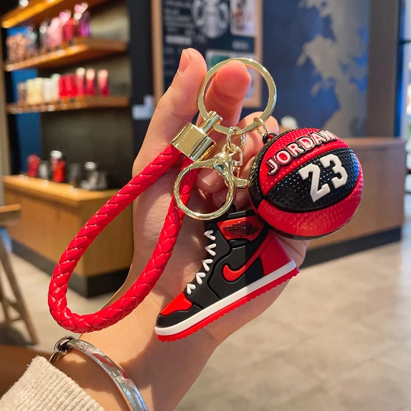 Chaveiro De Basquetebol Criativo Sapato Requintado Pendurado Gift Keyring ready stock