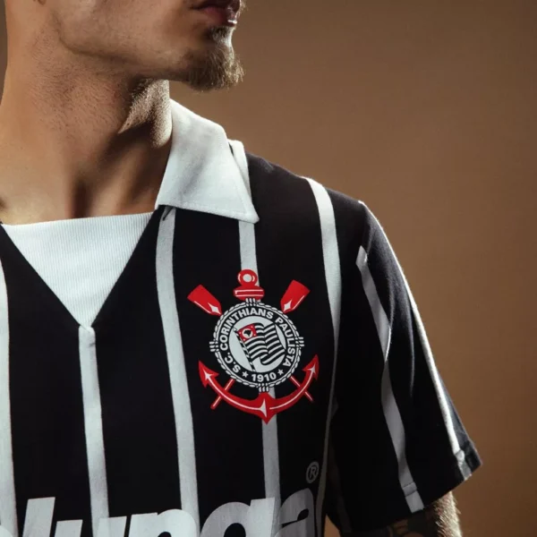 Camisa Polo Retrô Corinthians 1990 Kalunga Masculina Oficial - Imagem 5