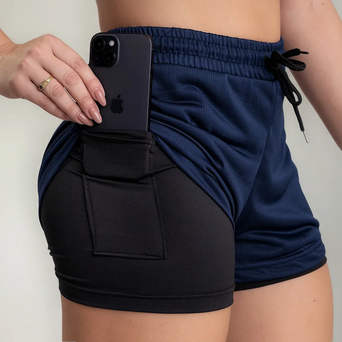 Shorts Duplo Feminino 2 Em 1 Com Bolso Oculto Para Celular